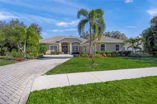 8489 Eagle Preserve Way, Sarasota, FL 34241 - Photo 9