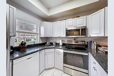 8315 Glenrose Way #1414, Sarasota, FL 34238 - Photo 5