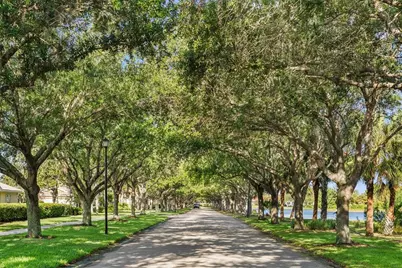 7662 Pesaro Drive, Sarasota, FL 34238 - Photo 57