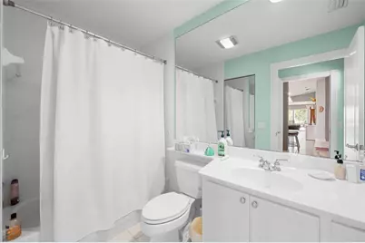 7662 Pesaro Drive, Sarasota, FL 34238 - Photo 15
