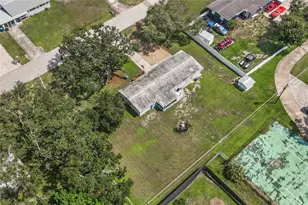 3012 52nd Ave Dr W, Bradenton, FL 34207 - Photo 5