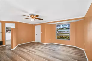 3012 52nd Ave Dr W, Bradenton, FL 34207 - Photo 9