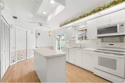 4958 Clubview Court E, Bradenton, FL 34203 - Photo 7