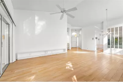 4958 Clubview Court E, Bradenton, FL 34203 - Photo 5