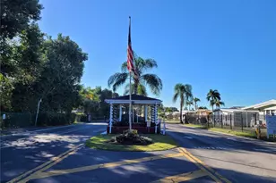 3332 Spanish Oak Terrace, Sarasota, FL 34237 - Photo 7