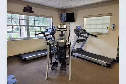 3332 Spanish Oak Terrace, Sarasota, FL 34237 - Photo 19