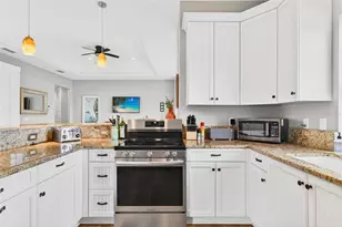 412 73rd St, Holmes Beach, FL 34217 - Photo 21