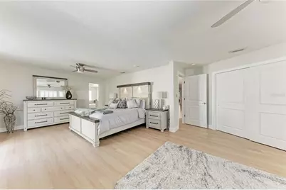 411 Harbor View Lane, Largo, FL 33770 - Photo 19