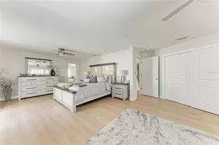 411 Harbor View Ln, Largo, FL 33770 - Photo 19