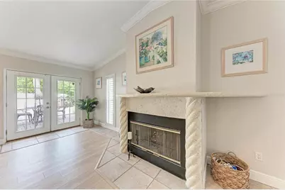 411 Harbor View Lane, Largo, FL 33770 - Photo 11