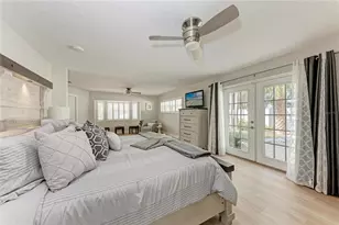 411 Harbor View Ln, Largo, FL 33770 - Photo 21