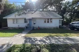 858 35th Ave S, Saint Petersburg, FL 33705 - Photo 1