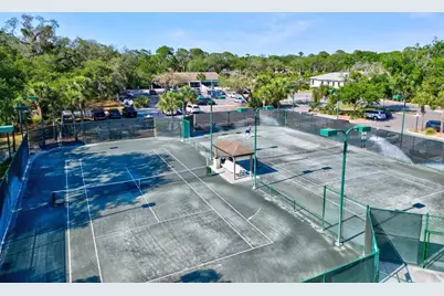 2453 Crispin Court #F4, Sarasota, FL 34235 - Photo 35