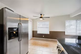 3524 Papai Dr, Sarasota, FL 34232 - Photo 9