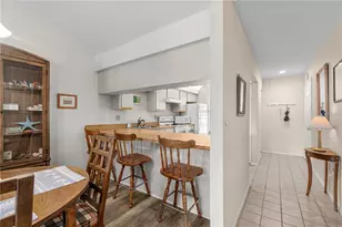 922 Capri Isles Blvd, Venice, FL 34292 - Photo 9