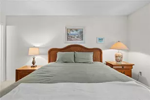 922 Capri Isles Blvd, Venice, FL 34292 - Photo 23