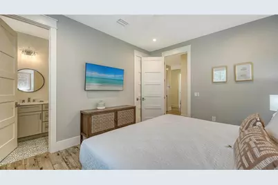 2175 Avenue A, Bradenton Beach, FL 34217 - Photo 27