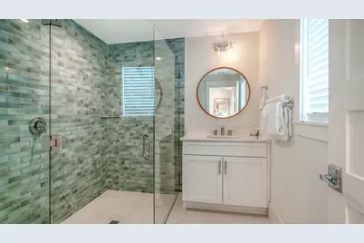 2175 Avenue A, Bradenton Beach, FL 34217 - Photo 63