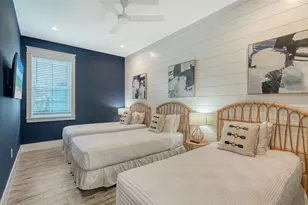 2175 Ave A, Bradenton Beach, FL 34217 - Photo 37