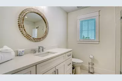 2175 Avenue A, Bradenton Beach, FL 34217 - Photo 73