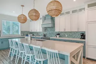 2175 Avenue A, Bradenton Beach, FL 34217 - Photo 15