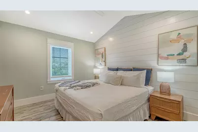 2175 Avenue A, Bradenton Beach, FL 34217 - Photo 61