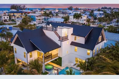 2175 Avenue A, Bradenton Beach, FL 34217 - Photo 3