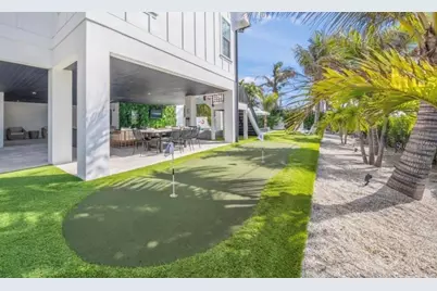 2175 Avenue A, Bradenton Beach, FL 34217 - Photo 21