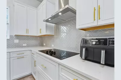 451 Wingfield Drive, Sarasota, FL 34237 - Photo 11