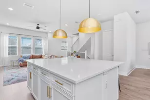 451 Wingfield Dr, Sarasota, FL 34237 - Photo 13