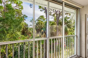 4645 Tower Hill Ln, Sarasota, FL 34238 - Photo 15