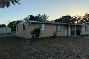 903 31st St E, Palmetto, FL 34221 - Photo 1