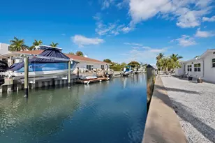 691 Tarawitt Dr, Longboat Key, FL 34228 - Photo 31