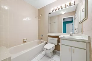 396 S Chartley Ct, Sarasota, FL 34232 - Photo 33