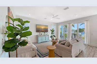 2206 Avenue A, Bradenton Beach, FL 34217 - Photo 9