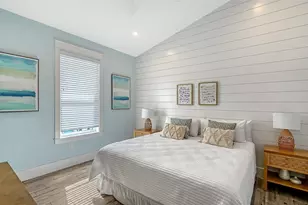 2206 Avenue A, Bradenton Beach, FL 34217 - Photo 37