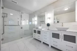 925 NE 4th Ave, Cape Coral, FL 33909 - Photo 15