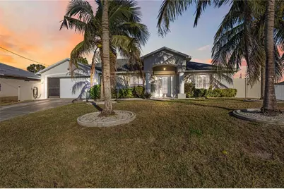 925 NE 4th Avenue, Cape Coral, FL 33909 - Photo 1