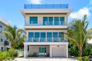 870 N Shore Dr, Anna Maria, FL 34216 - Photo 1