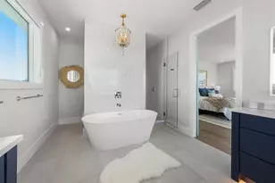 870 N Shore Dr, Anna Maria, FL 34216 - Photo 37