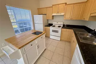 7559 Plantation Cir, Bradenton, FL 34201 - Photo 9