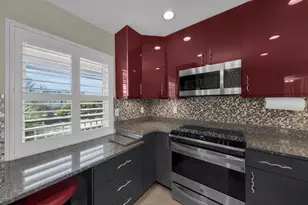 4420 Exeter Dr, Longboat Key, FL 34228 - Photo 9