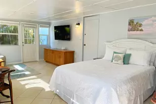 2442 Wood St, Sarasota, FL 34237 - Photo 21