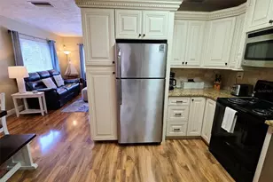 2442 Wood St, Sarasota, FL 34237 - Photo 11