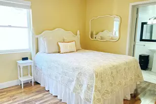 2442 Wood St, Sarasota, FL 34237 - Photo 17