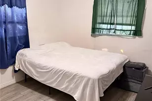 1221 22nd Ave W, Palmetto, FL 34221 - Photo 7