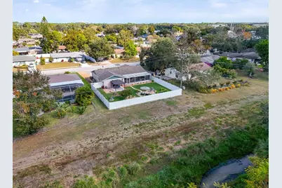 5852 Whistlewood Circle, Sarasota, FL 34232 - Photo 35