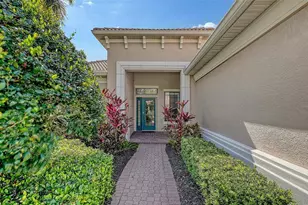 13911 Siena Loop, Lakewood Ranch, FL 34202 - Photo 5