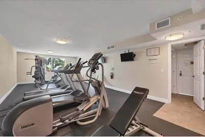 101 S Gulfstream Avenue #9A, Sarasota, FL 34236 - Photo 13