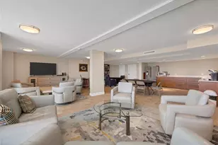 101 S Gulfstream Ave, Sarasota, FL 34236 - Photo 11